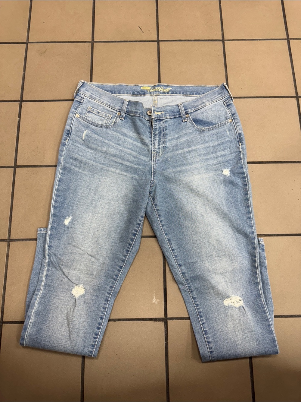 Old Navy Light Blue Distressed Cropped Jeans